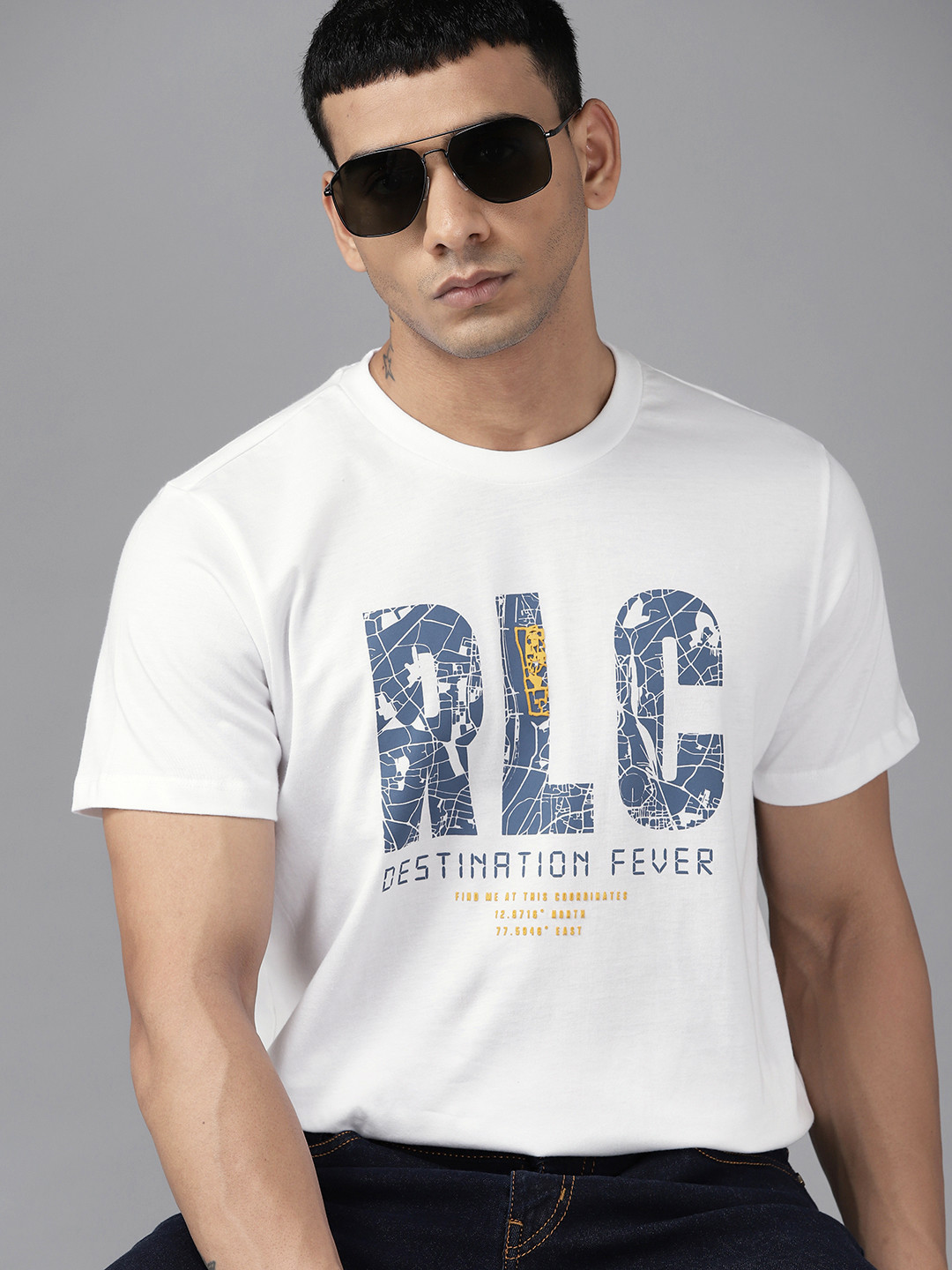

Roadster Men White Typography Printed Pure Cotton T-shirt