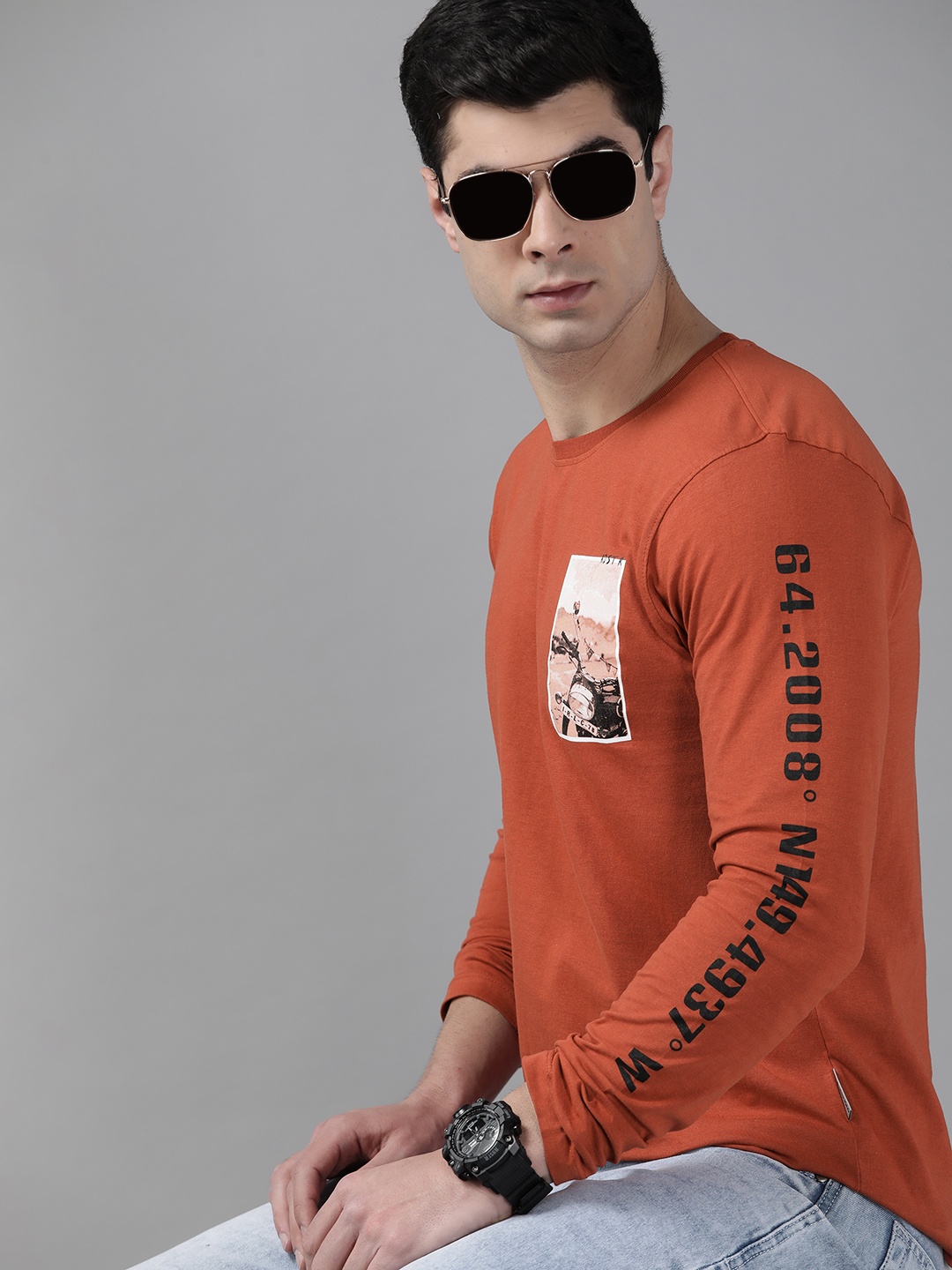 

The Roadster Lifestyle Co Men Rust Orange Printed Pure Cotton T-shirt