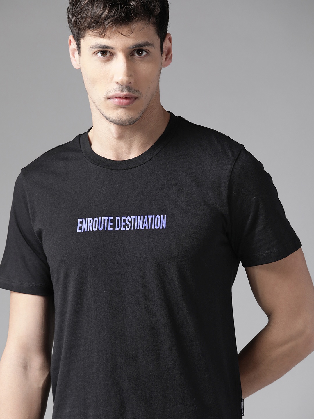 

The Roadster Lifestyle Co Men Black Pure Cotton Typography Printed T-shirt