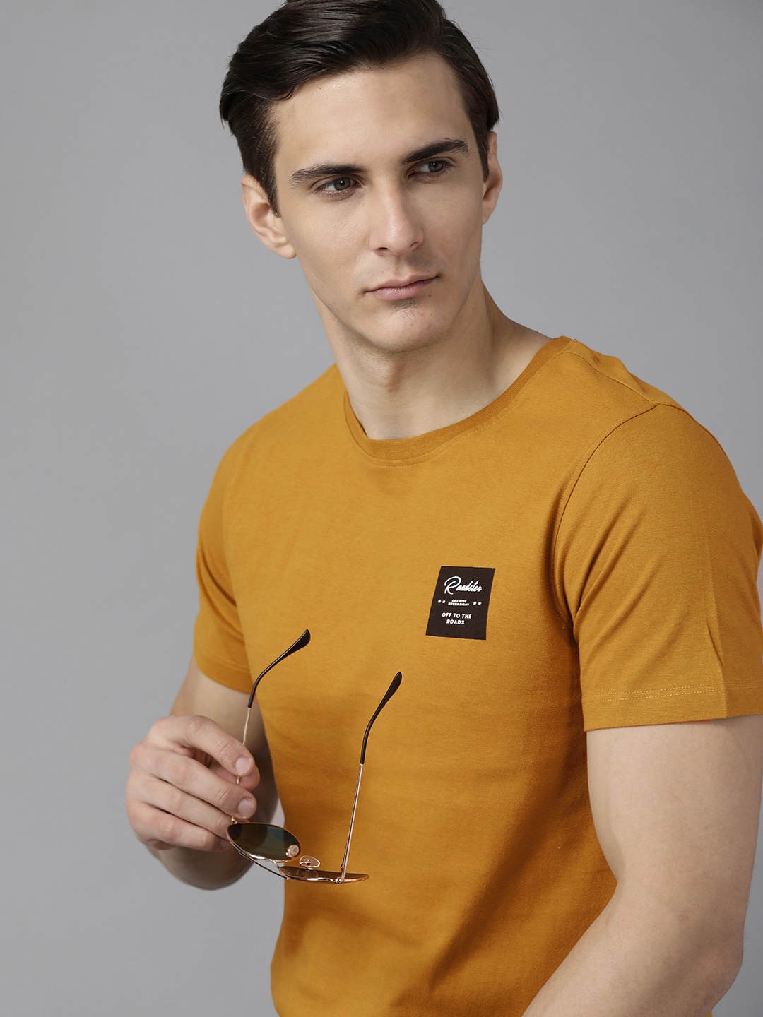

Roadster Men Mustard Brown Brand Logo Printed Pure Cotton T-shirt
