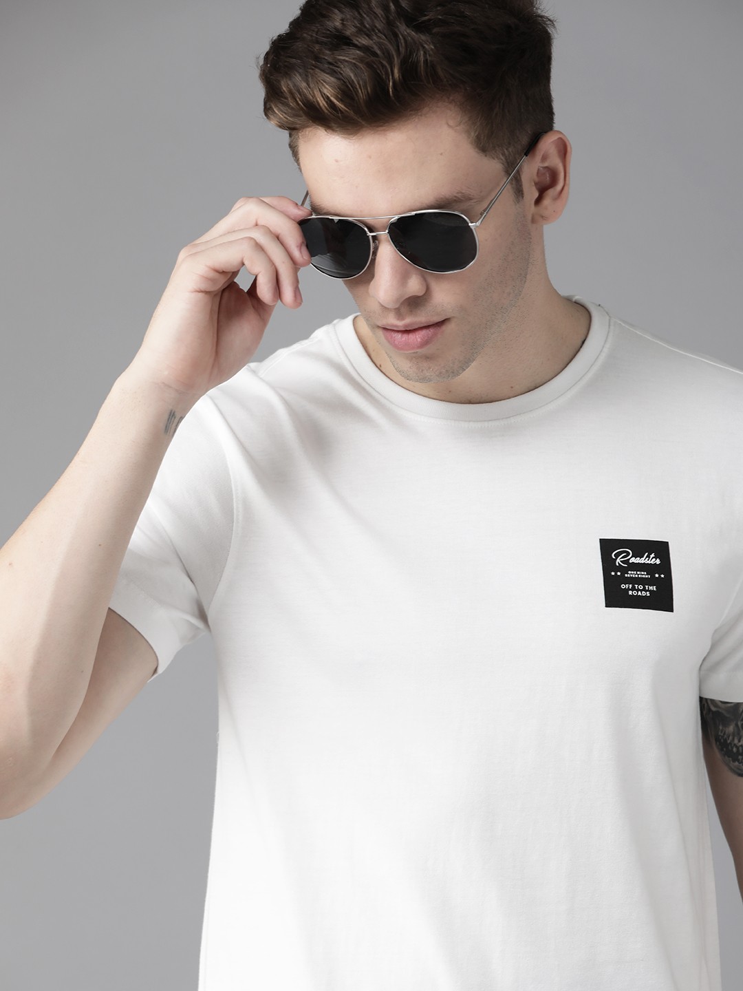 

Roadster Men White Brand Logo Detail Pure Cotton T-shirt