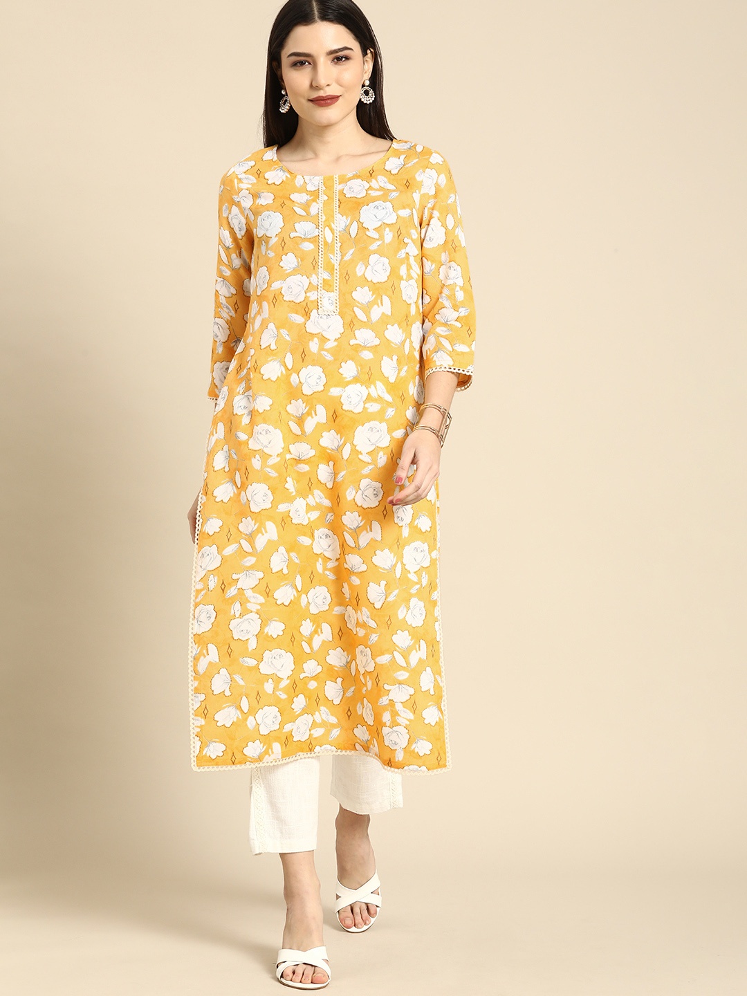 

Anouk Women Mustard Yellow & White Floral Printed Round Neck Patchwork Straight Kurta