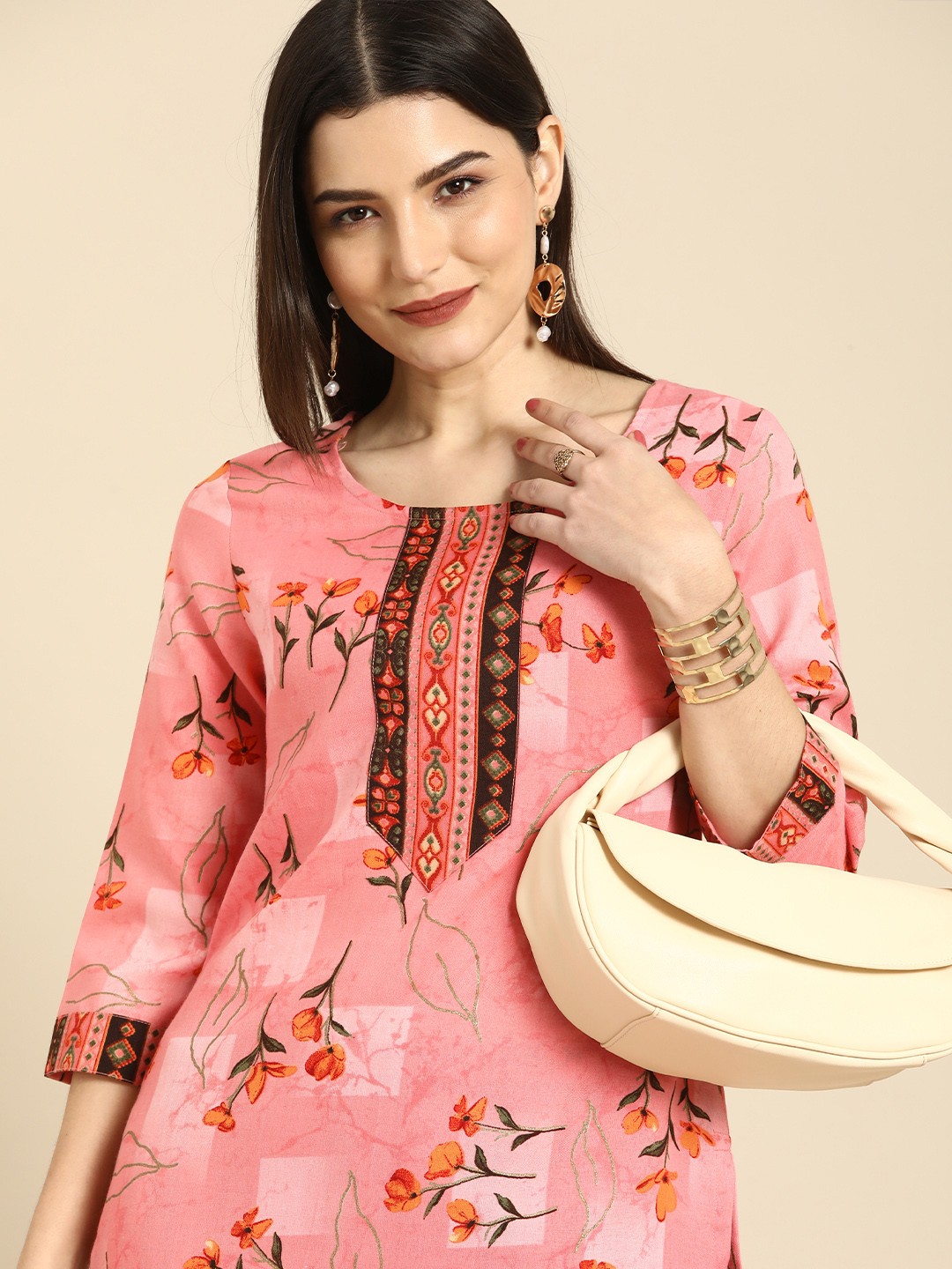 

Anouk Women Pink & Orange Floral Printed Regular Patchwork Kurta with Trousers