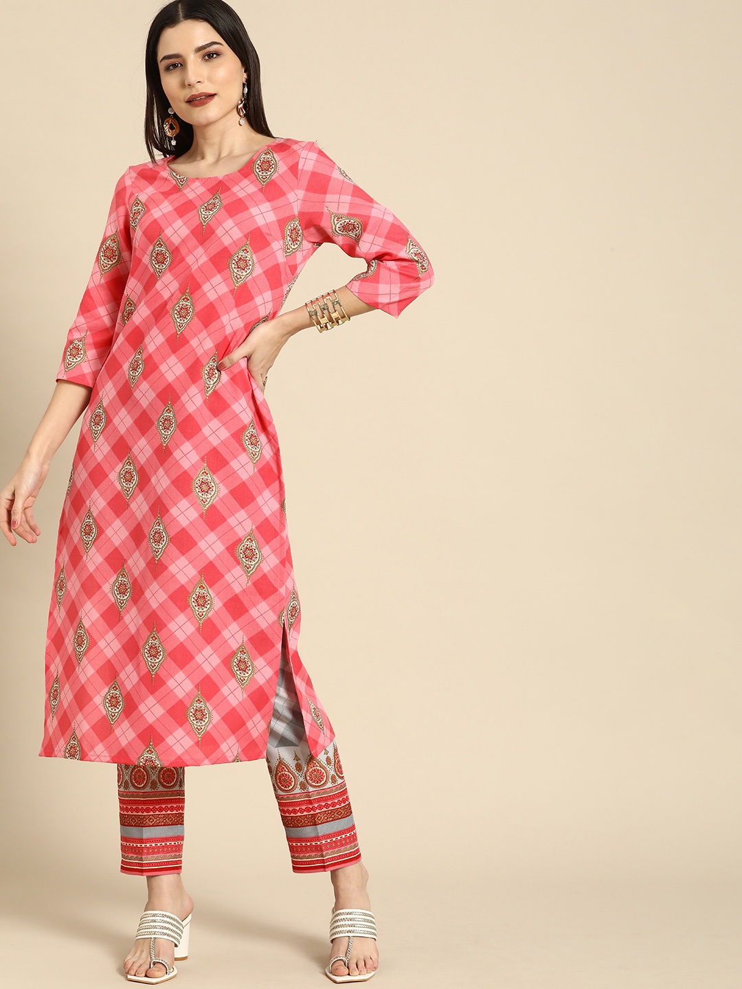 

Anouk Women Pink & Grey Ethnic Motifs Printed Regular Kurta with Trousers