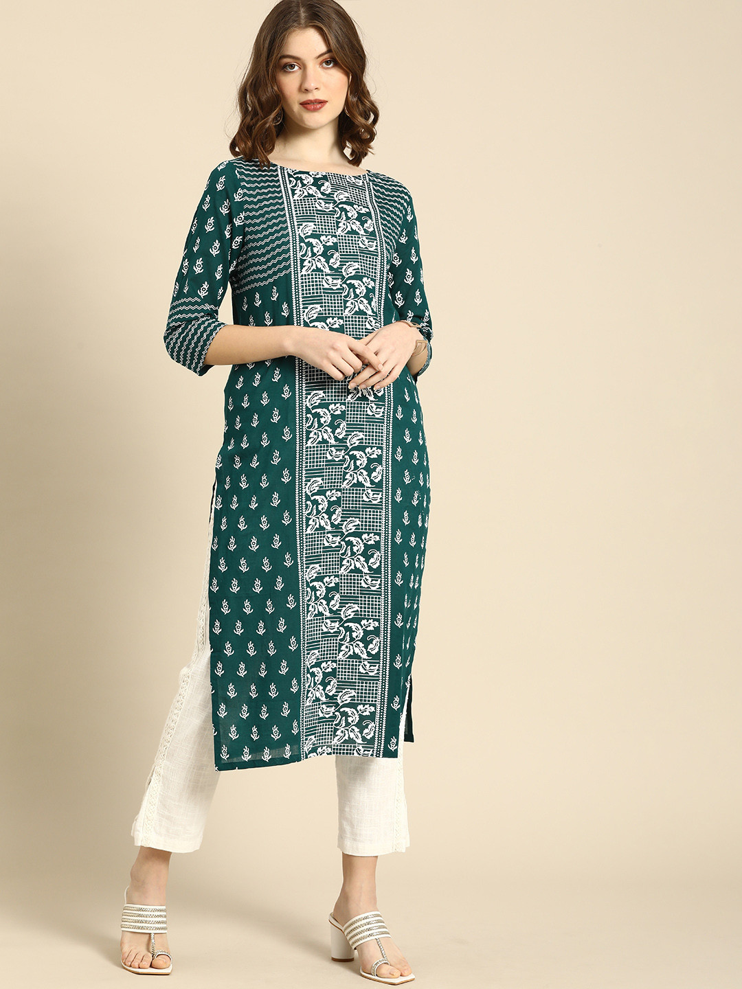 

Anouk Women Green & White Ethnic Motifs Printed Boat Neck Cotton Straight Kurta