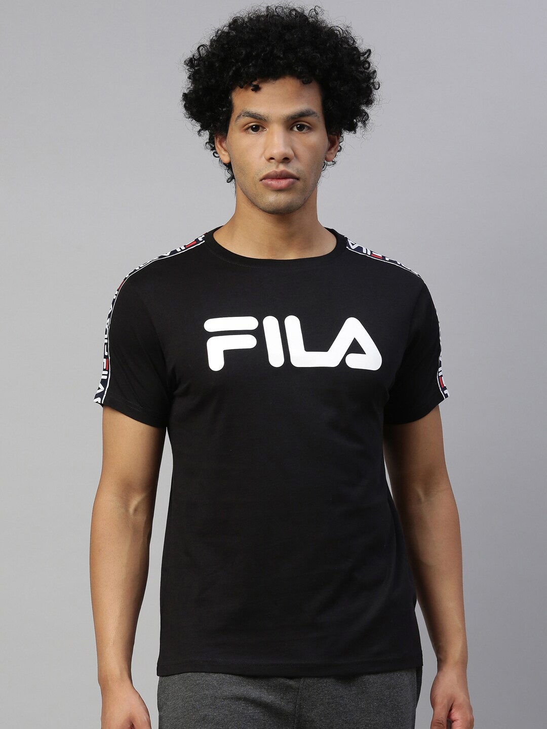 

FILA Men Black & White Brand Logo Printed Pure Cotton T-shirt