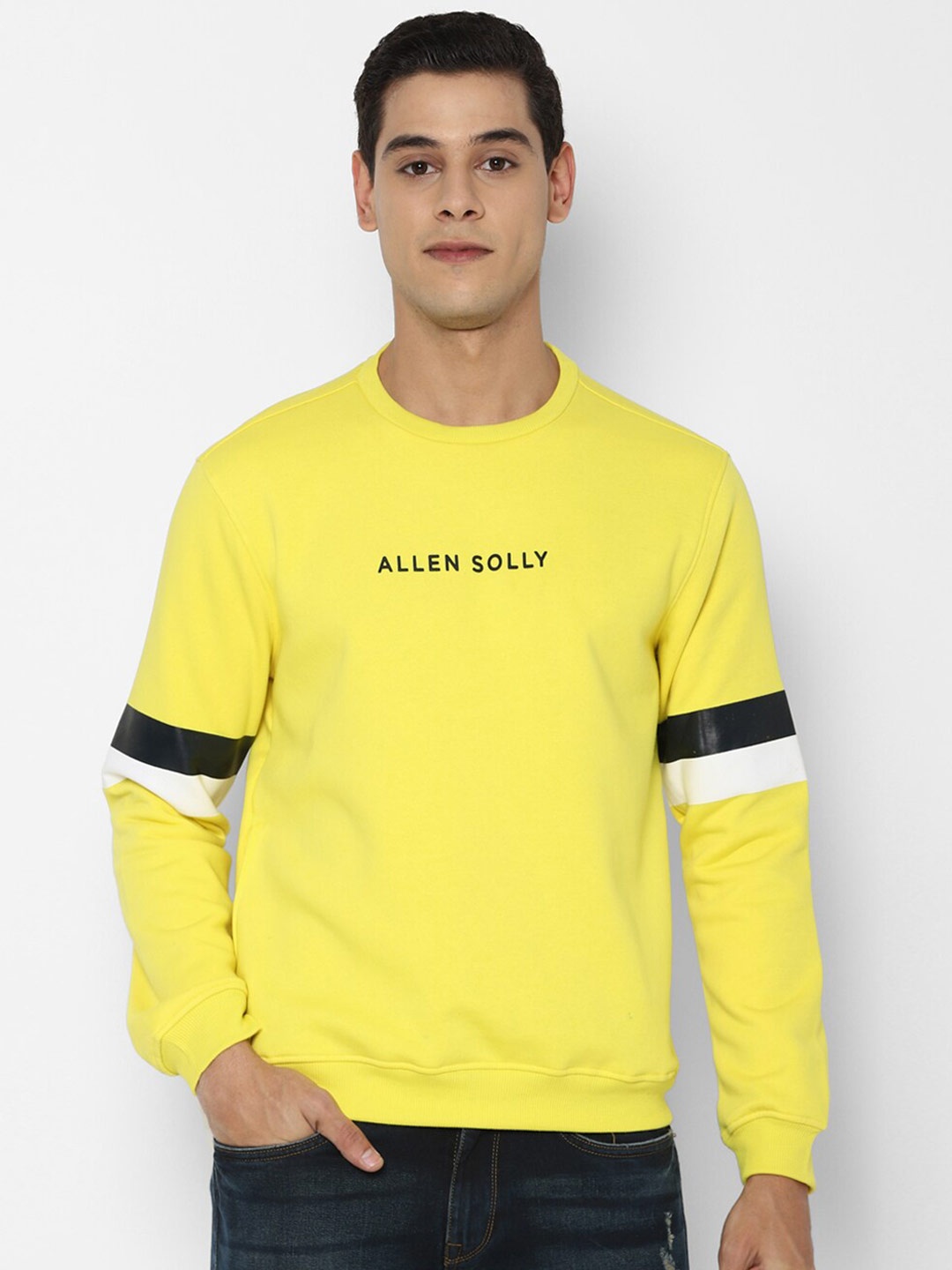 

Allen Solly Men Yellow Printed Sweatshirt