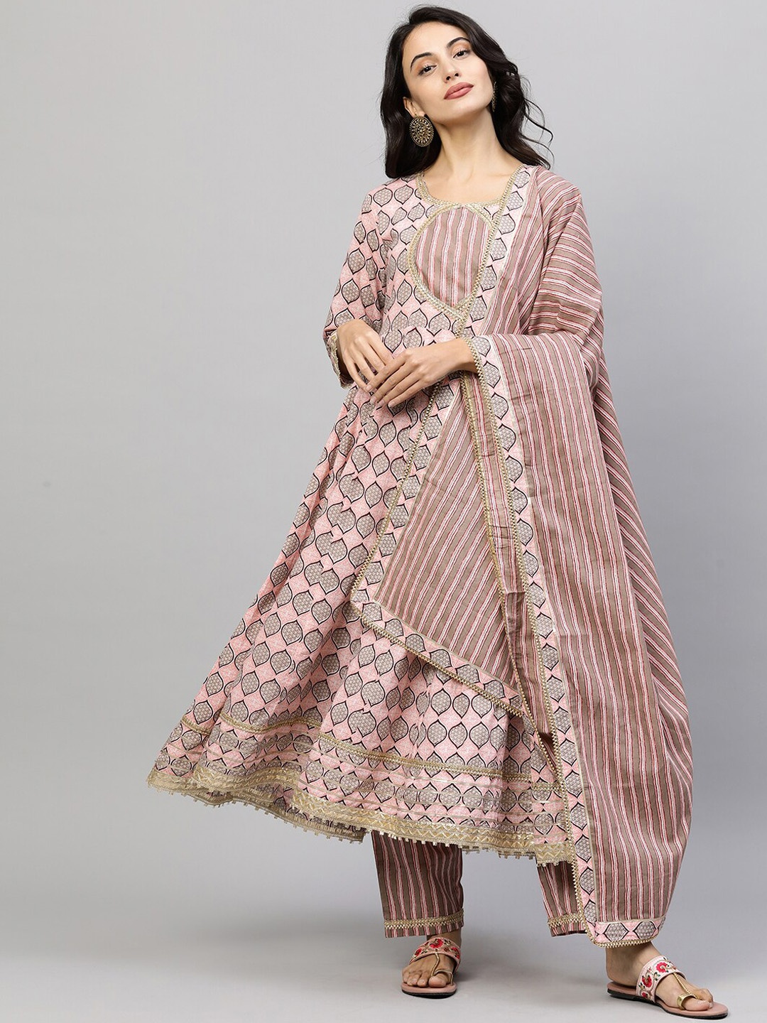 

FASHOR Women Pink Printed Gotta Patti Pure Cotton Kurta with Palazzos & With Dupatta