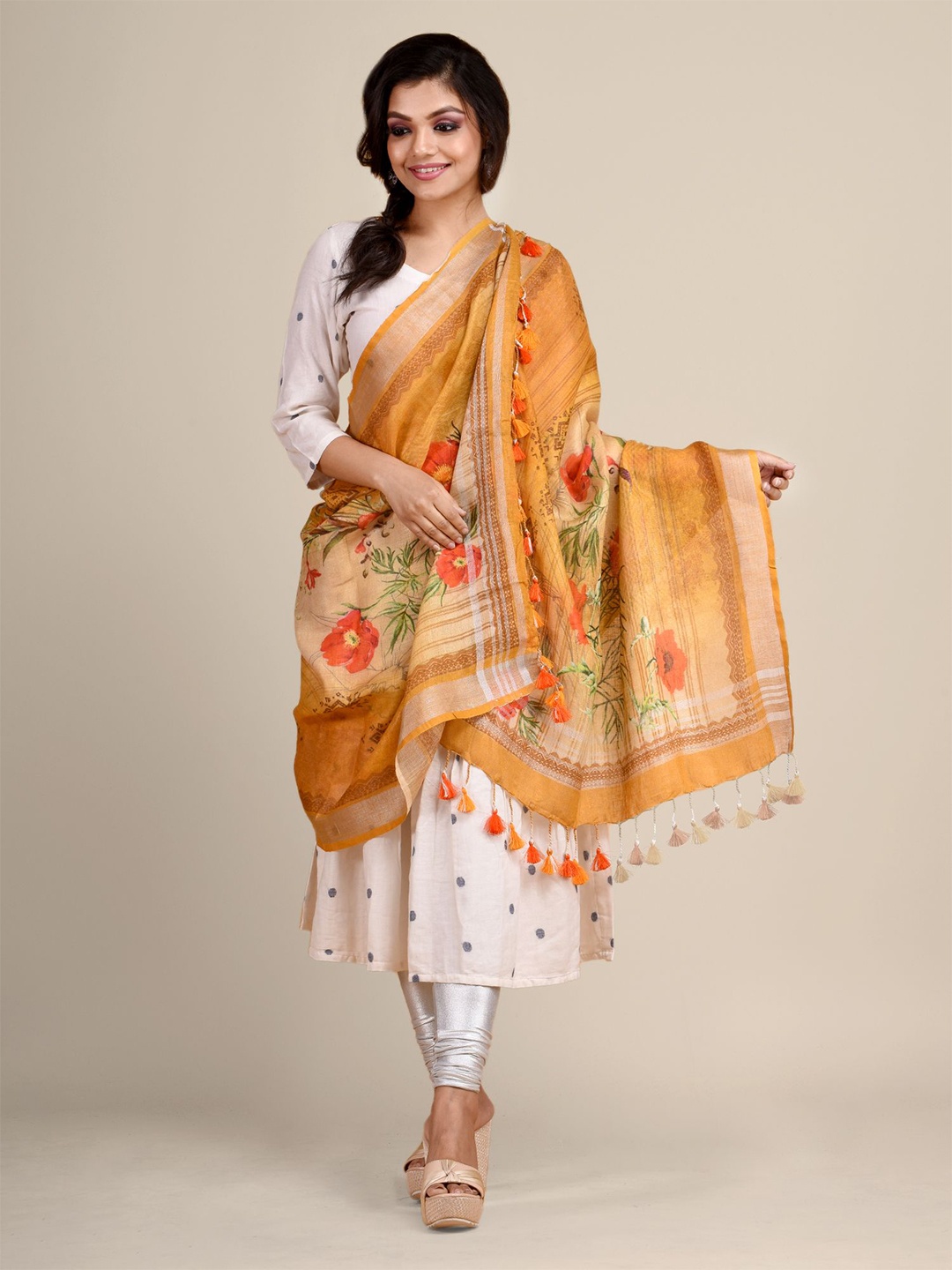 

Arhi Orange & Red Printed Linen Dupatta