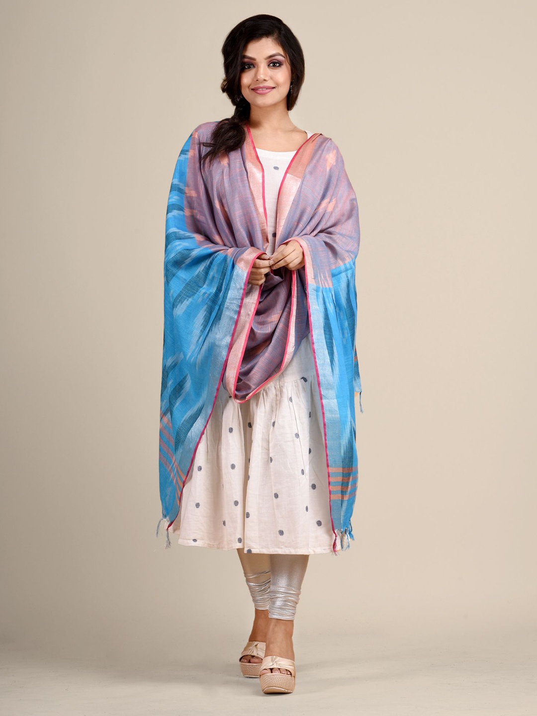 

Arhi Mauve & Blue Woven Design ikkat Dupatta