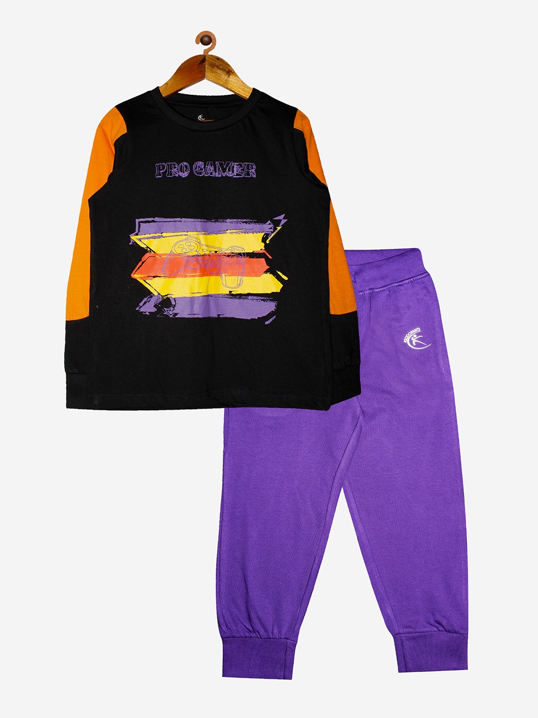 

KiddoPanti Boys Black & Purple Printed Pure Cotton T-shirt