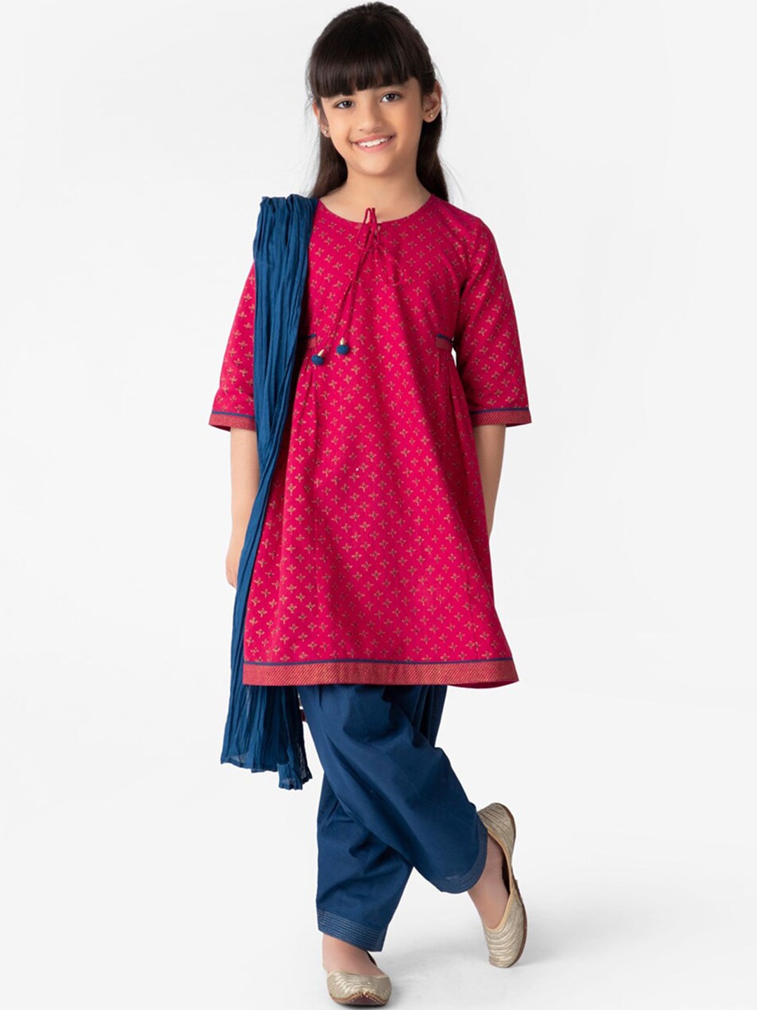 

Fabindia Girls Pink Cotton Kurta Set with Dupatta