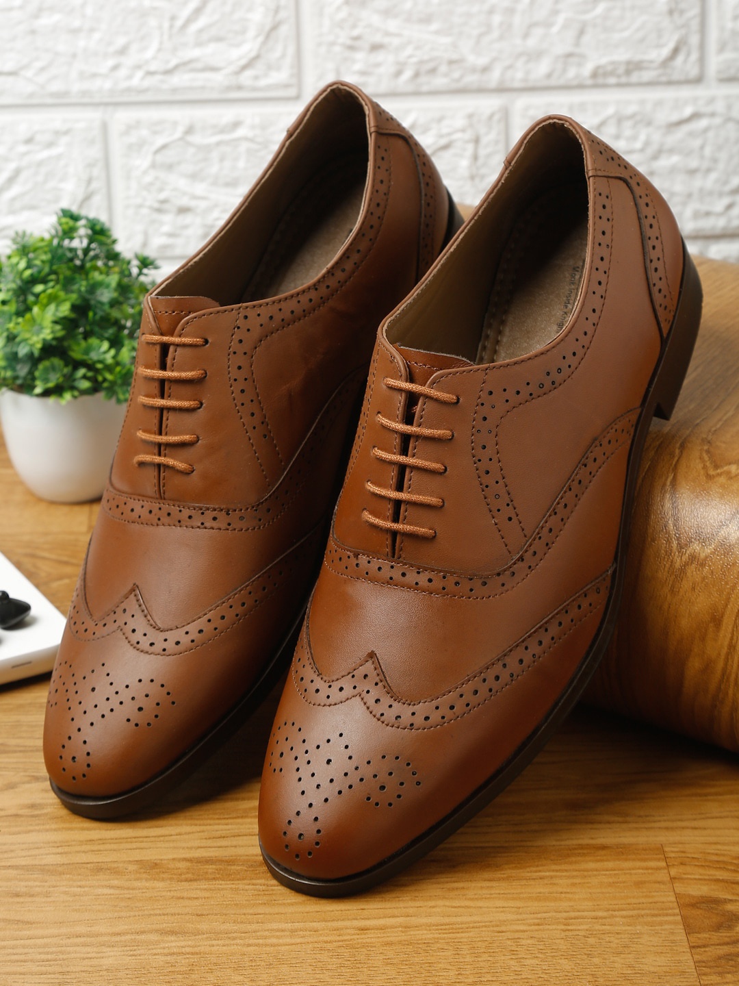 

MONKS & KNIGHTS Men Tan Genuine Italian Leather Formal Brogues