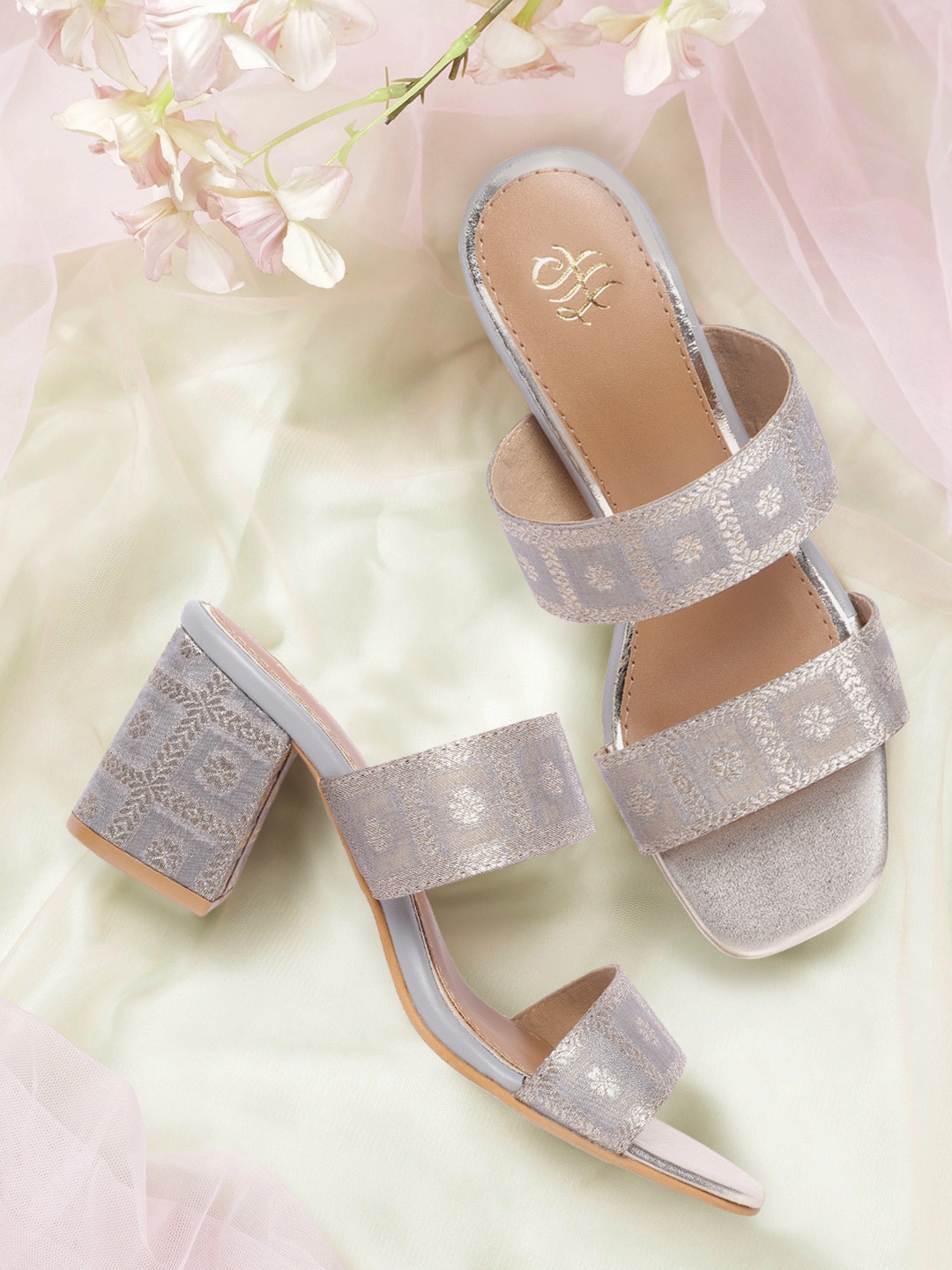 

House of Pataudi Grey & Gold-Toned Woven Design Block Heels