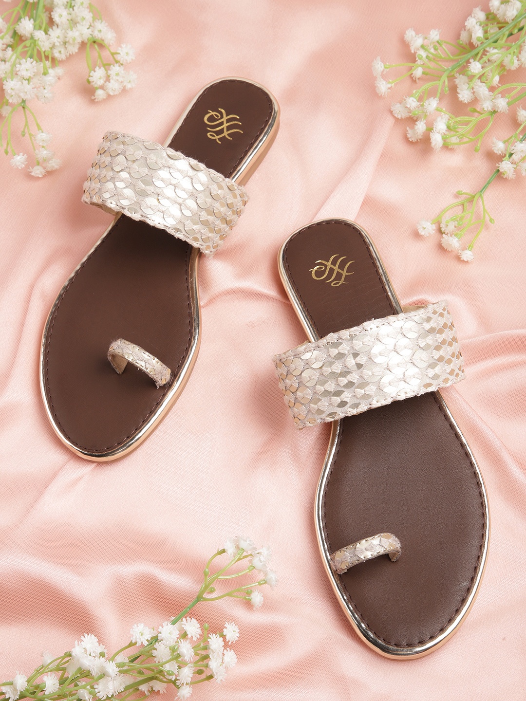 

House of Pataudi Women Gold-Toned Sequinned One Toe Flats