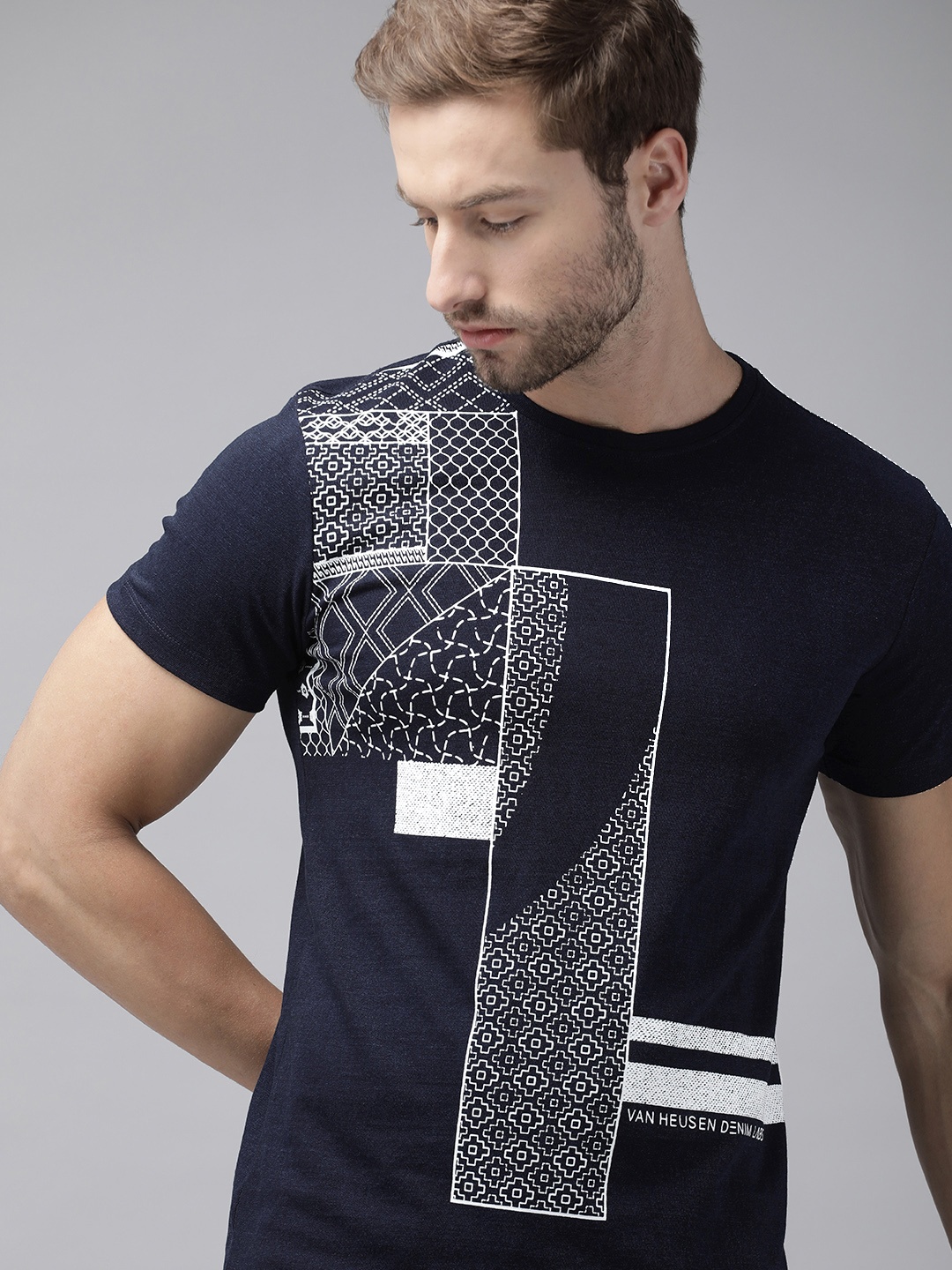 

VAN HEUSEN DENIM LABS Men Navy Blue & White Printed Pure Cotton T-shirt