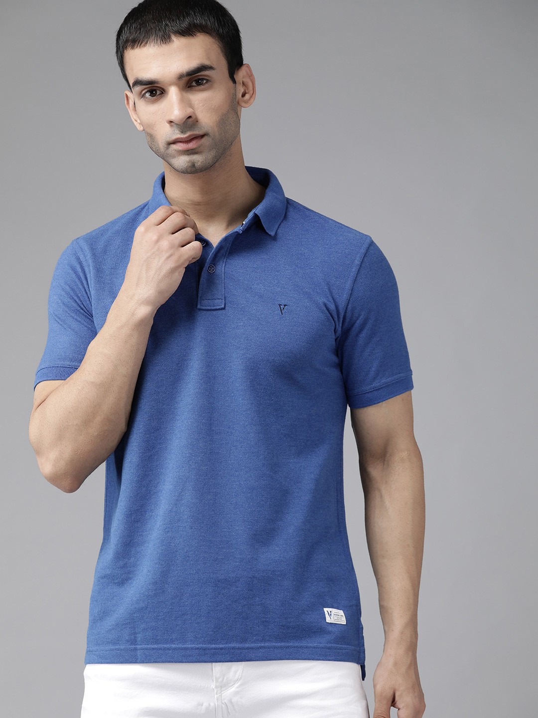 

VAN HEUSEN DENIM LABS Men Blue Solid Polo Collar T-shirt