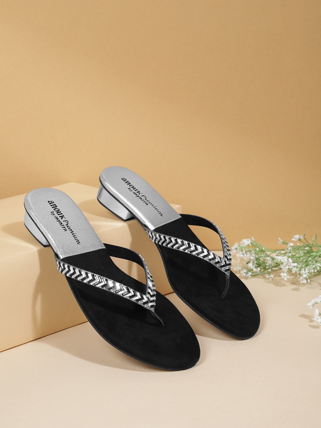 

Anouk Women Silver-Toned & Black Embellished Open Toe Flats