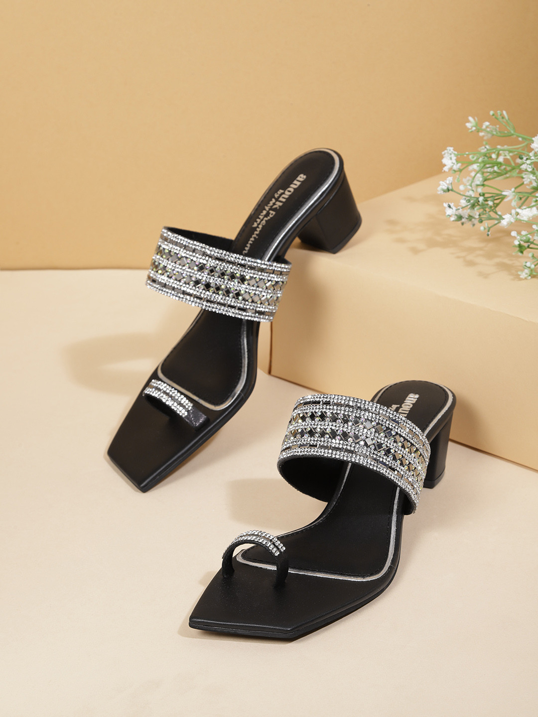 

Anouk Women Silver-Toned Ethnic Embellished One Toe Block Heels