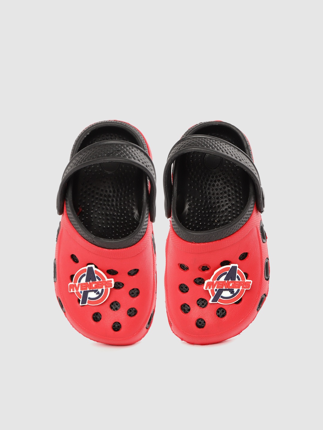

toothless Boys Red & Black Colourblocked Clogs with Avengers Shoe Charm