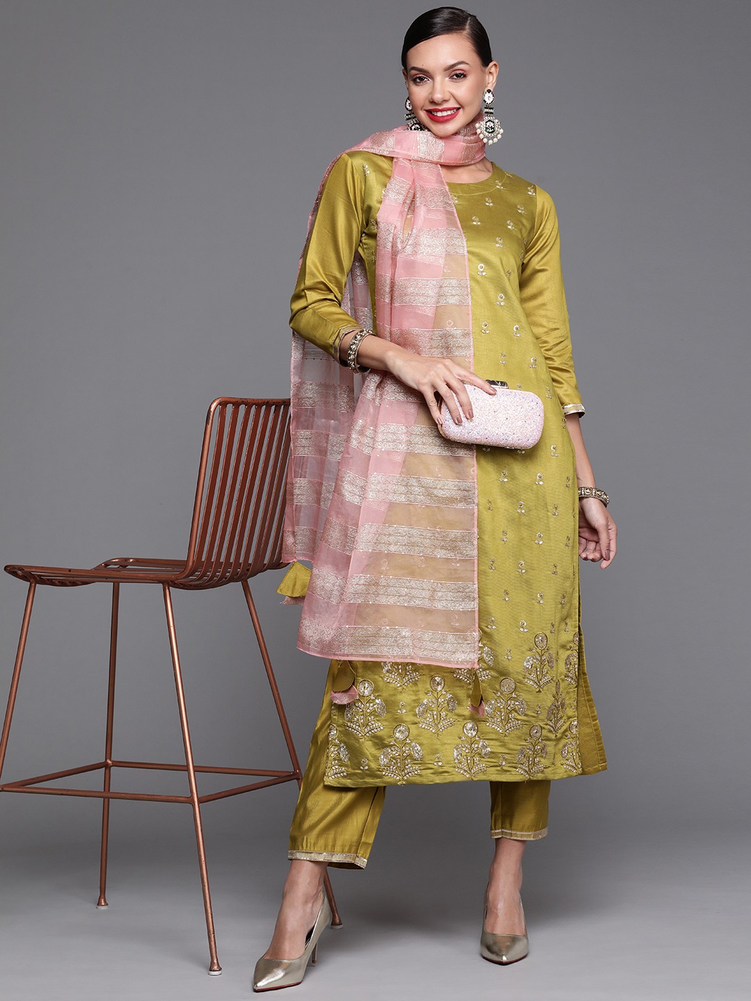 

Indo Era Women Olive Green Embroidered Pure Cotton Kurta with Trousers & \Dupatta