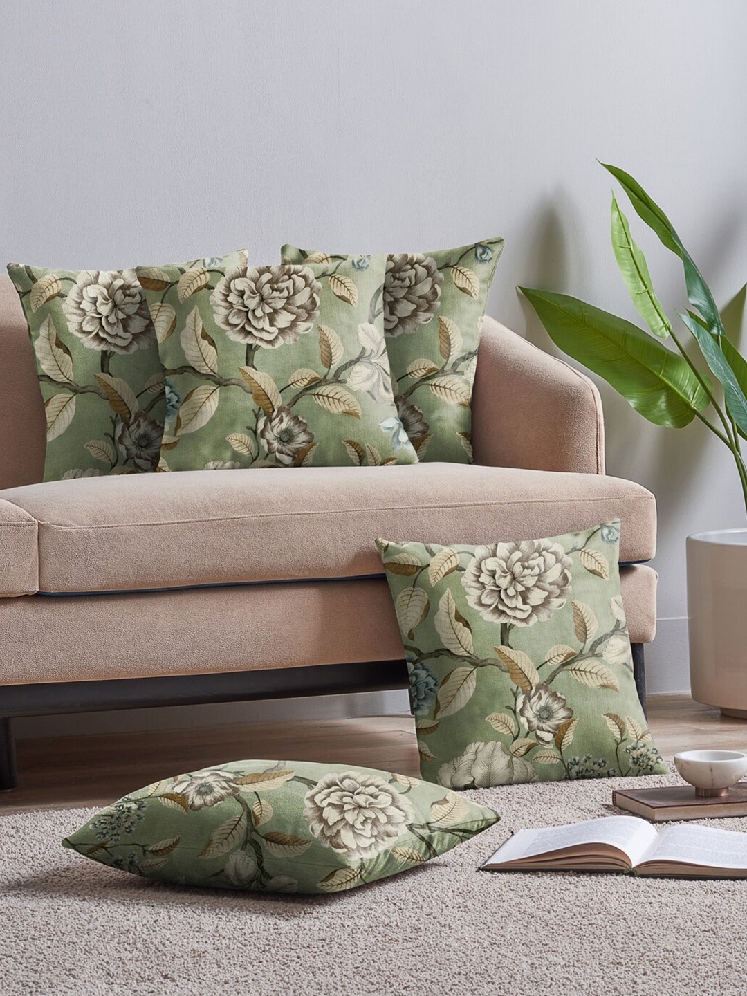 

DDecor Green & White Set of 5 Floral Square Cushion Covers