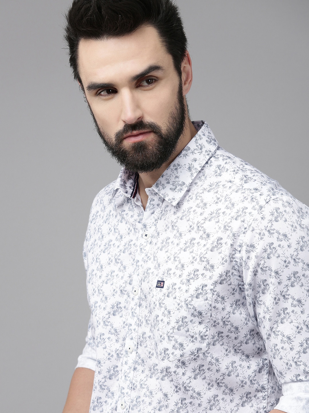 

Arrow Sport Men White Slim Fit Floral Opaque Printed Pure Cotton Casual Shirt