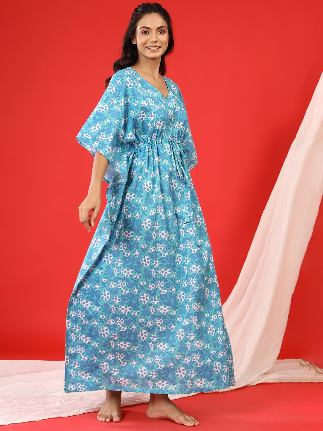 

JISORA Blue Printed Pure Cotton Maxi Nightdress