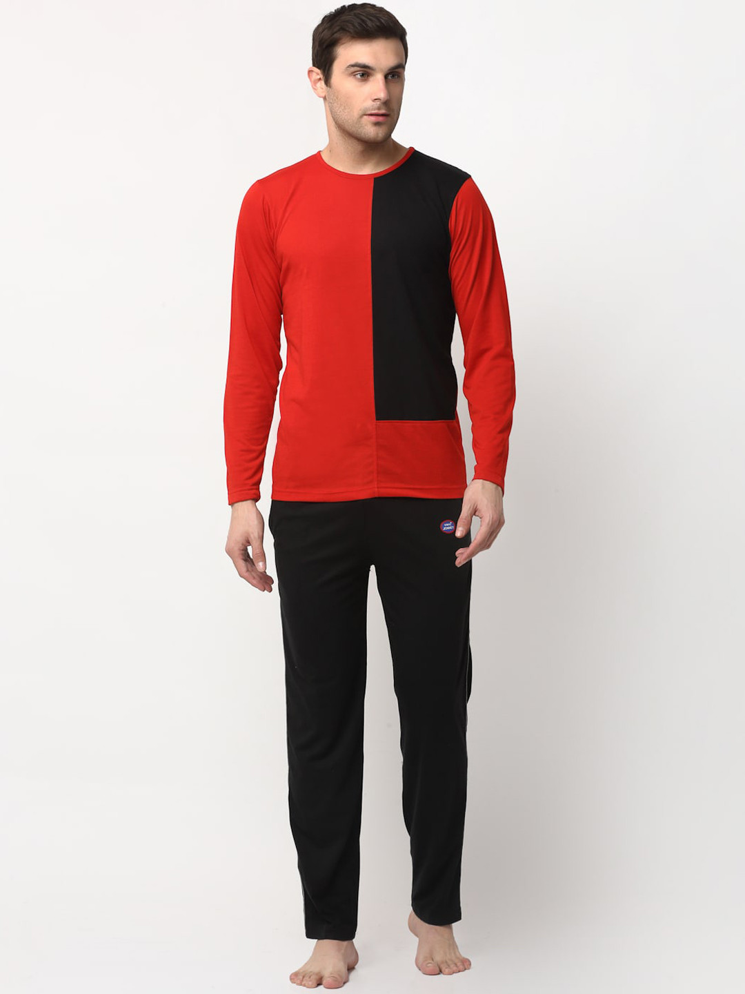 

VIMAL JONNEY Men Red & Black Cotton Blend Night Suit