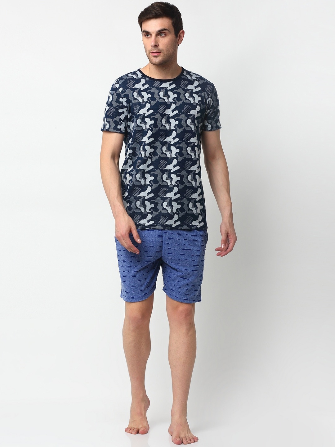 

VIMAL JONNEY Men Navy Blue & Grey Printed Night suit