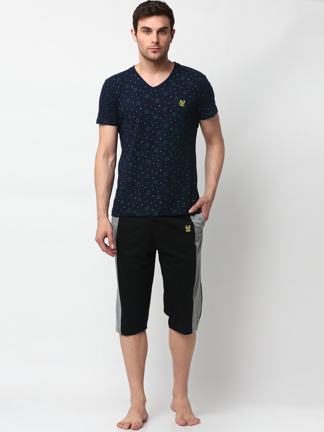 

VIMAL JONNEY Men Navy Blue & Black Printed Pure Cotton Night Suit