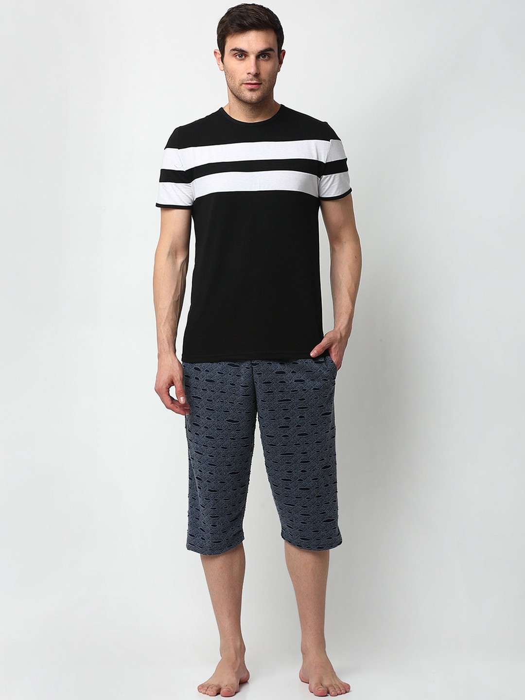 

VIMAL JONNEY Men Black & White Striped Night Suit