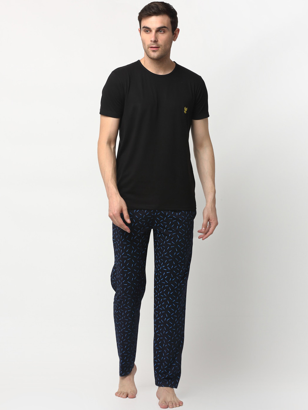 

VIMAL JONNEY Men Black Night suit