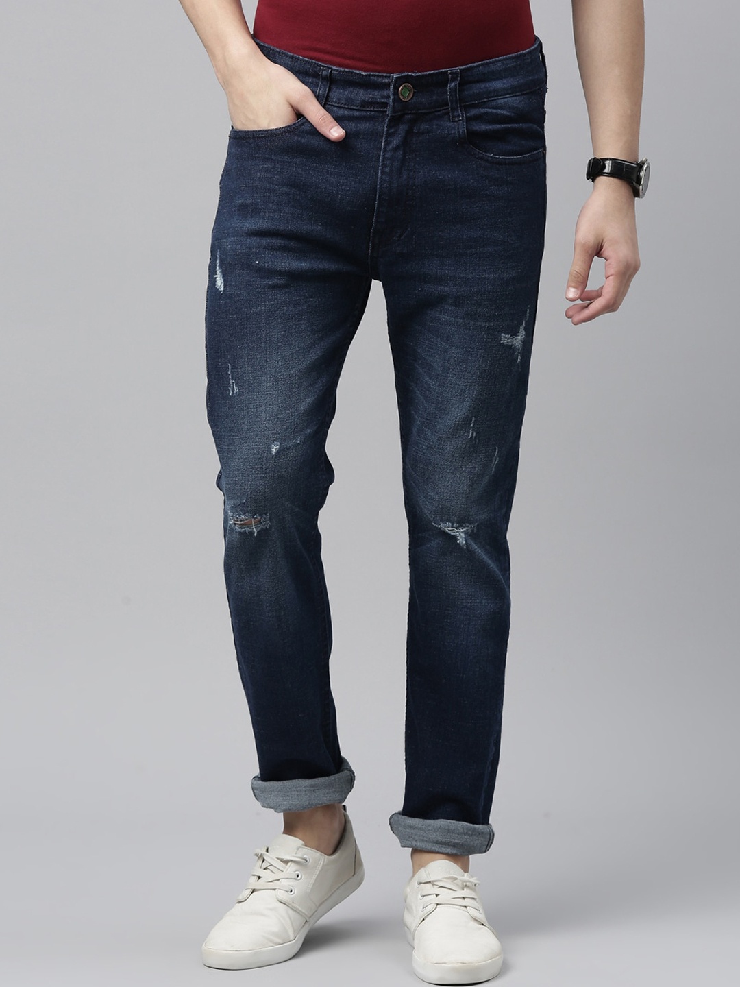 

CINOCCI Men Blue Slim Fit Mildly Distressed Light Fade Stretchable Jeans
