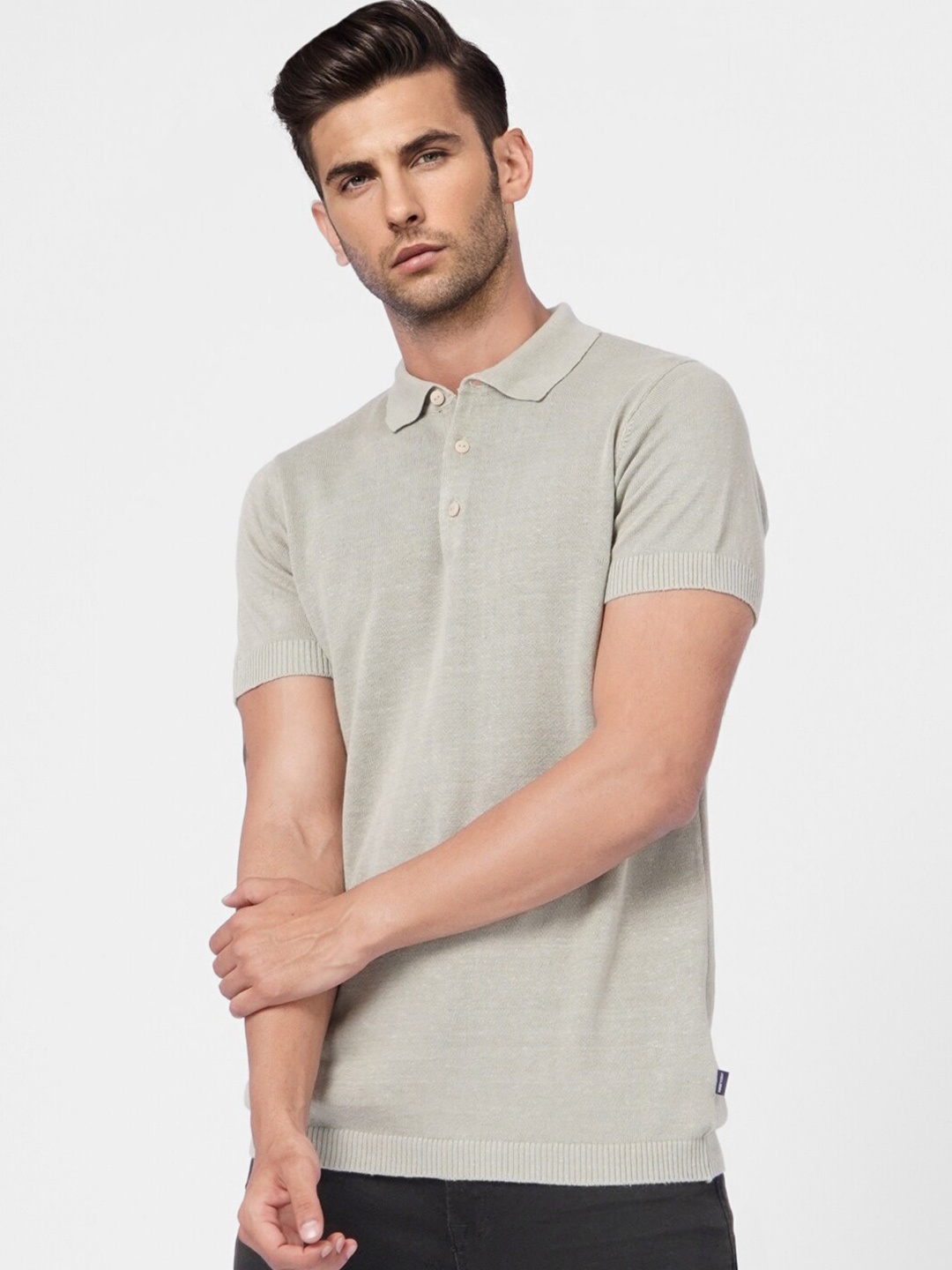 

Jack & Jones Men Green High Neck Linen Blend Pockets T-shirt