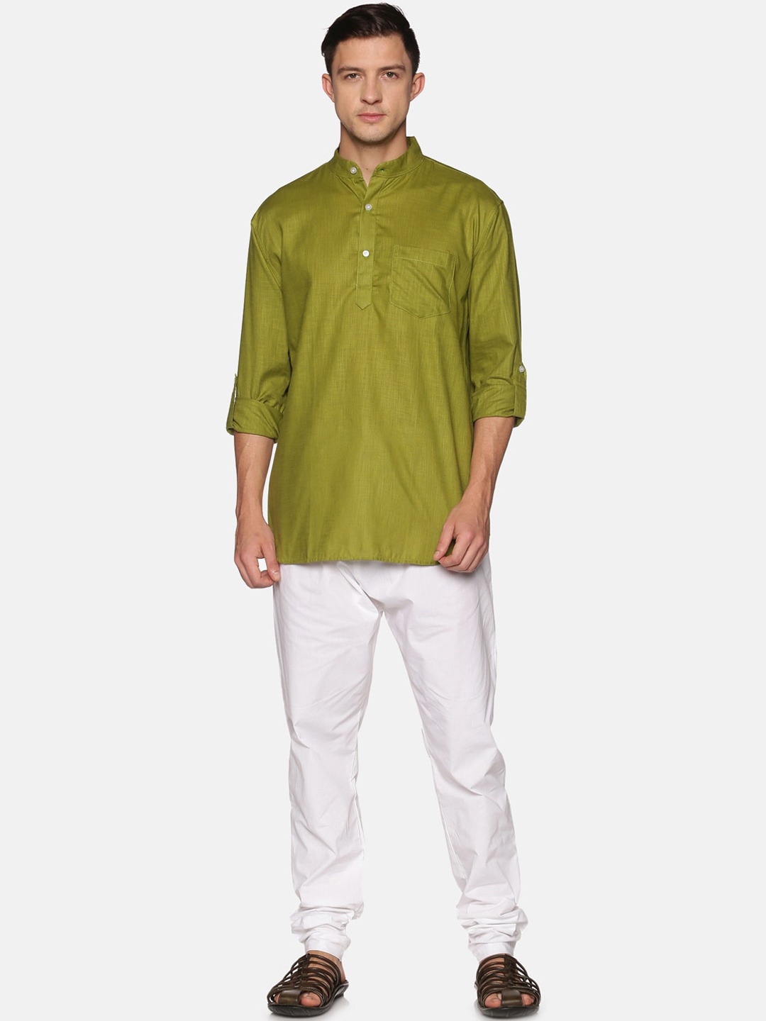 

Sethukrishna Men Green Solid Regular Pure Cotton Kurta with Churidar