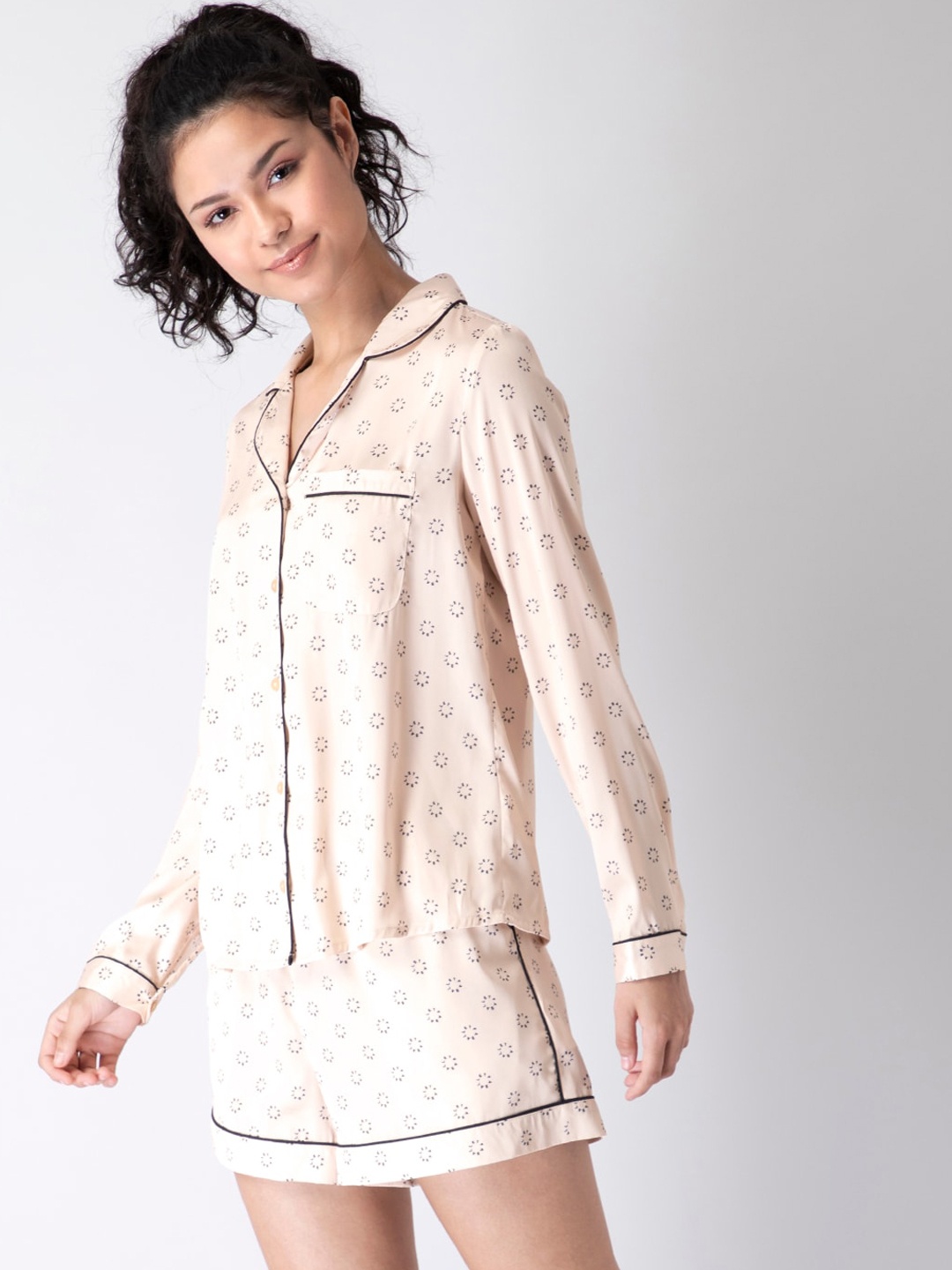 

FabAlley Women Beige Printed Night suit