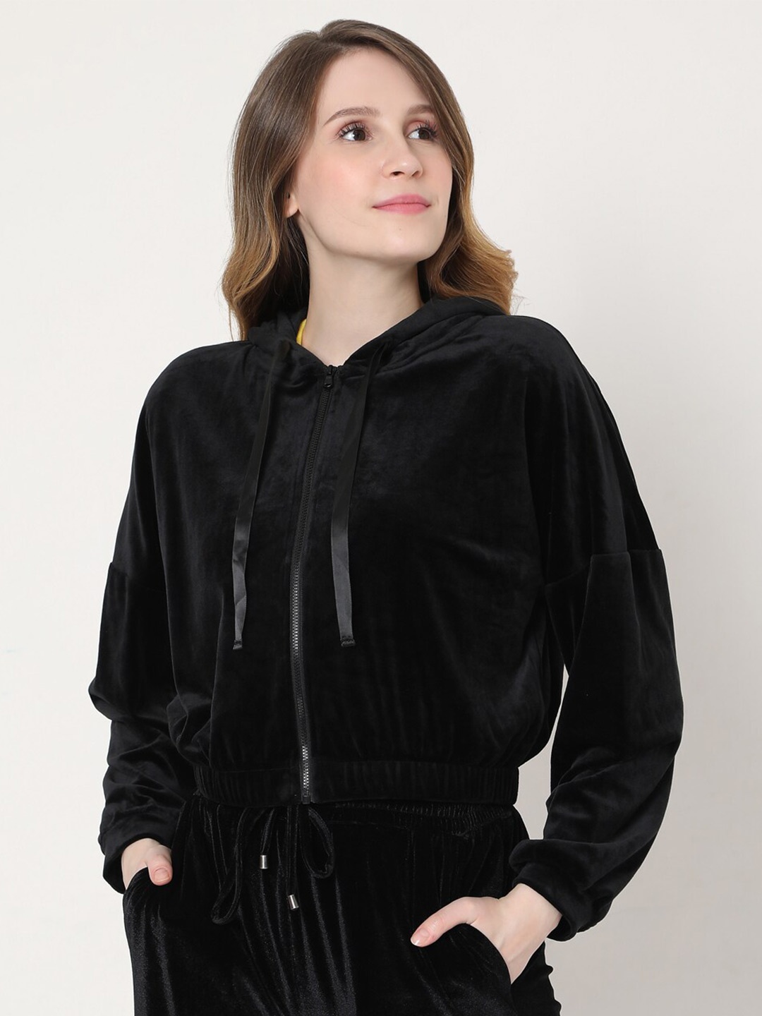 

Vero Moda Women Black Hooded Sweatshirt