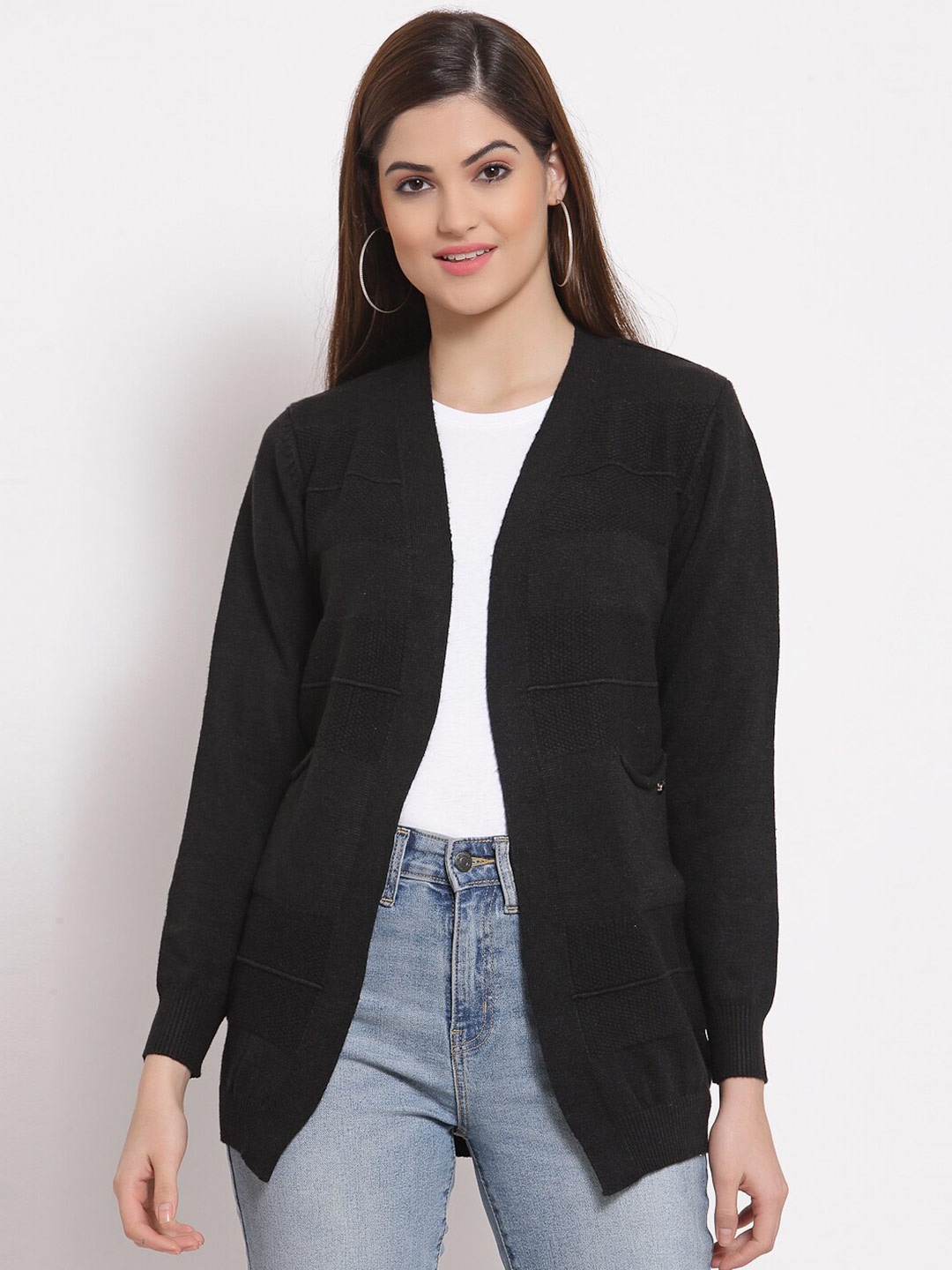 

Juelle Women Black Solid Longline Shrug