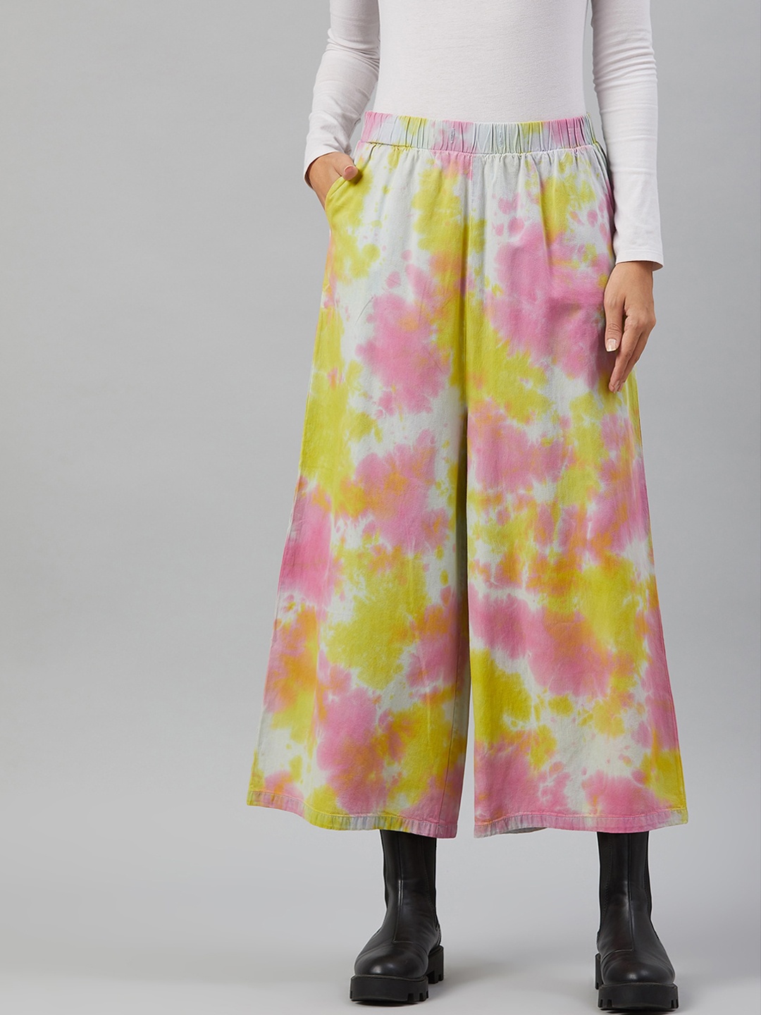 

Orchid Blues Women Pink Printed Loose Fit High-Rise Parallel Trousers