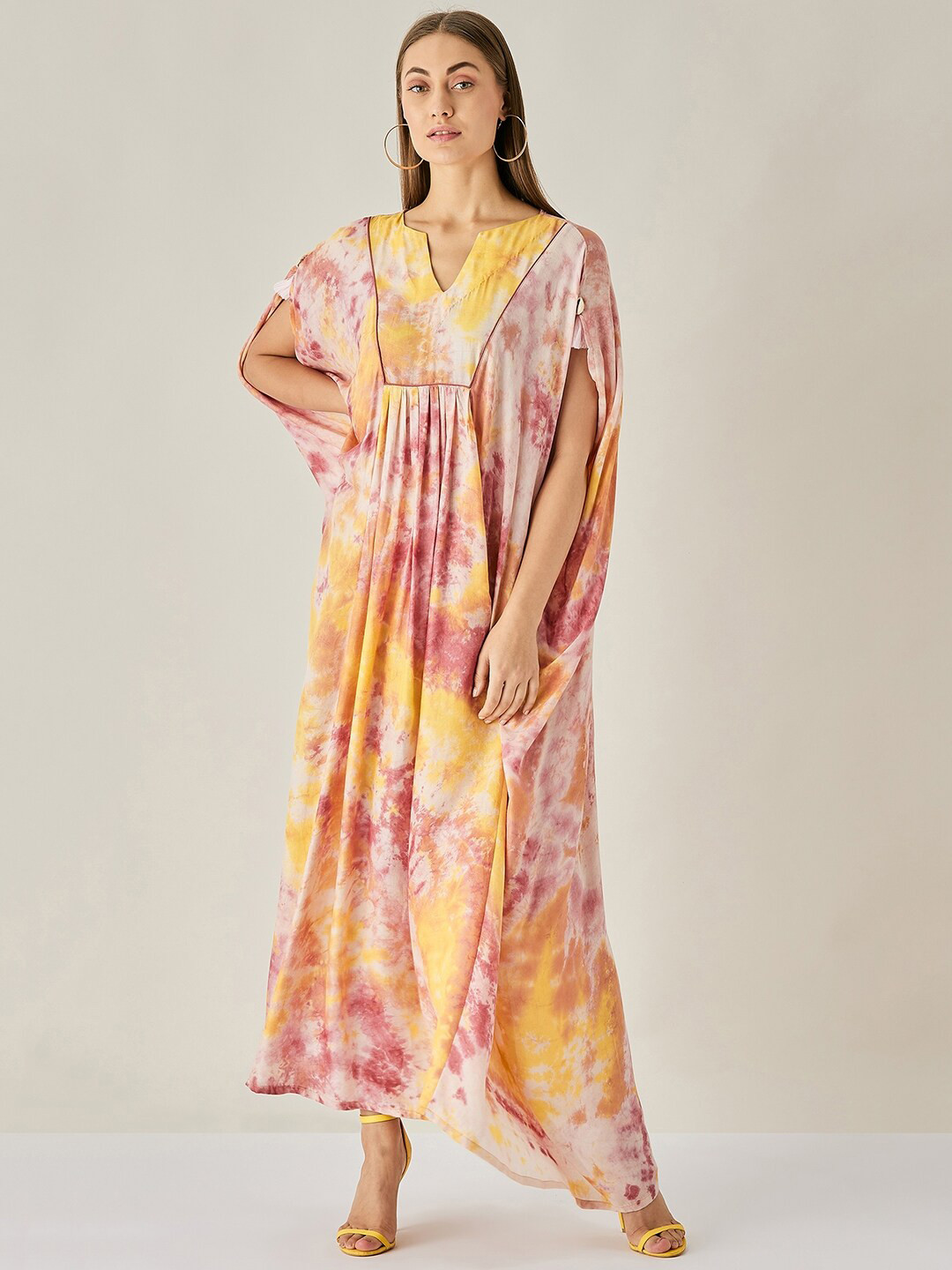 

The Kaftan Company Women Pink & Yellow Tie and Dye Kaftan Maxi Dress