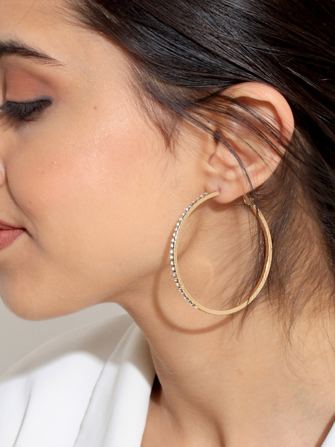 

ToniQ Gold-Toned Contemporary Hoop Earrings