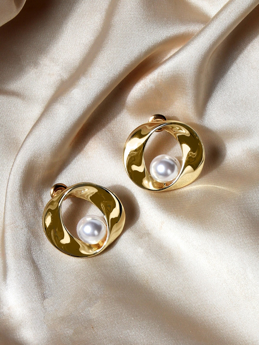 

ToniQ Gold-Toned Contemporary Hoop Earrings