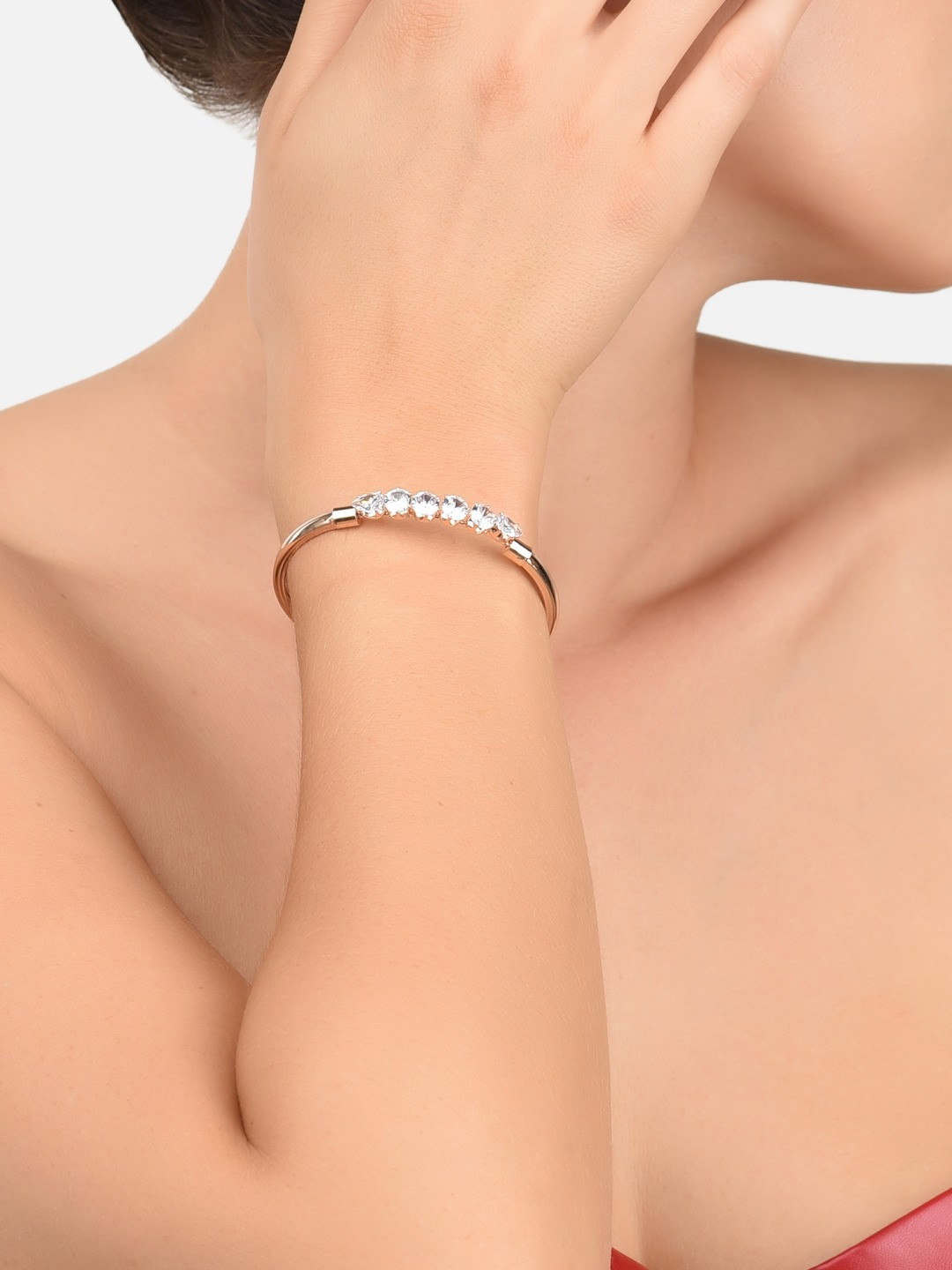 

AMI Women Rose Gold & White Brass Cubic Zirconia Rose Gold-Plated Kada Bracelet