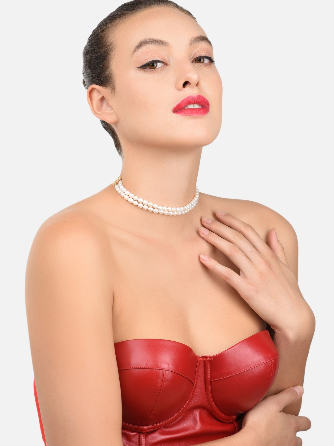 

Zaveri Pearls White Gold-Plated Freshwater Rice Pearl Choker Necklace