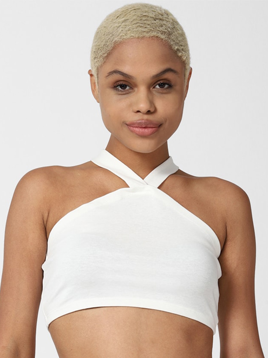 

FOREVER 21 White Halter Neck Bralette Crop Top