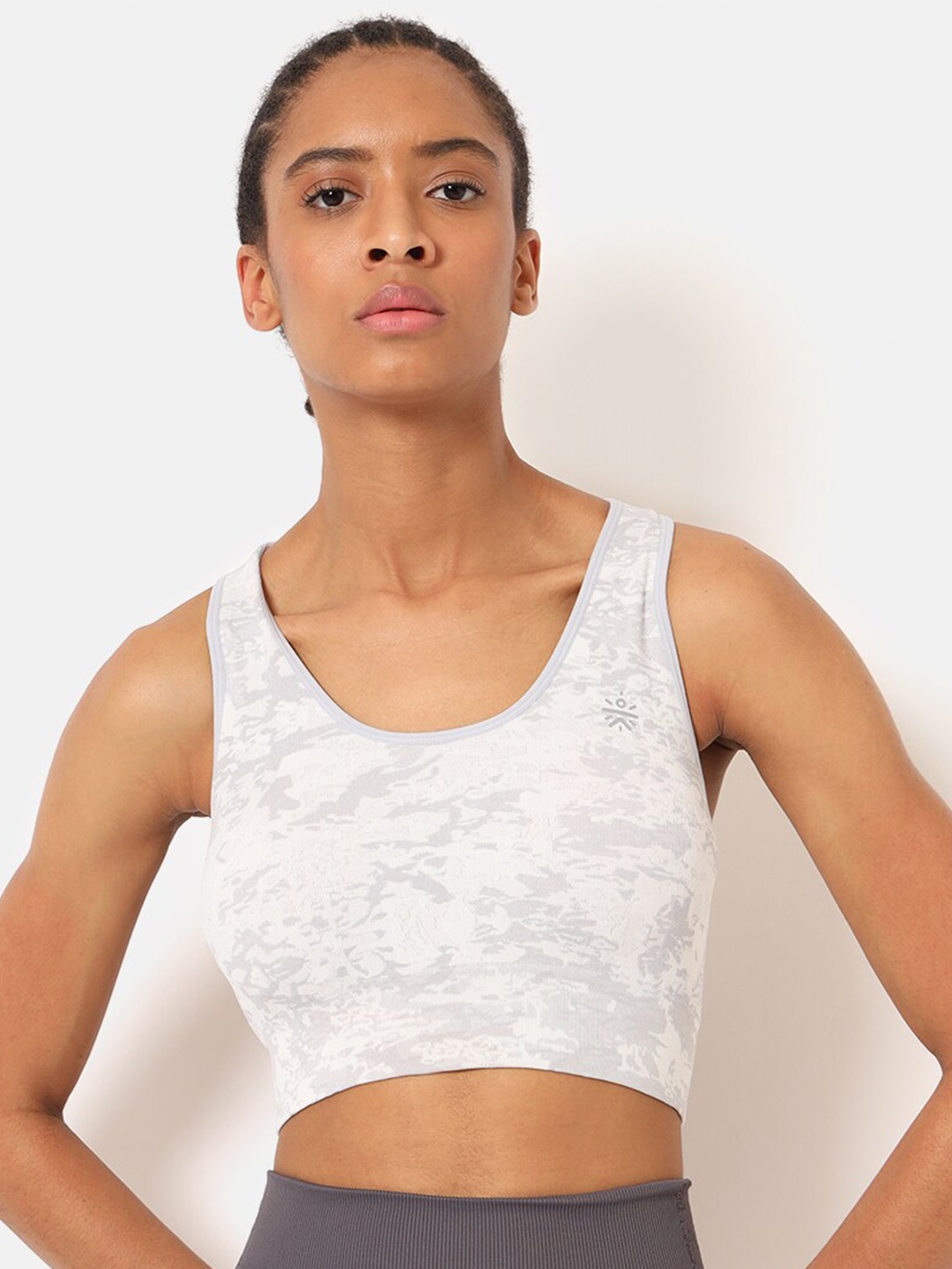 

Cultsport Seamless Rae Sports Bra, White