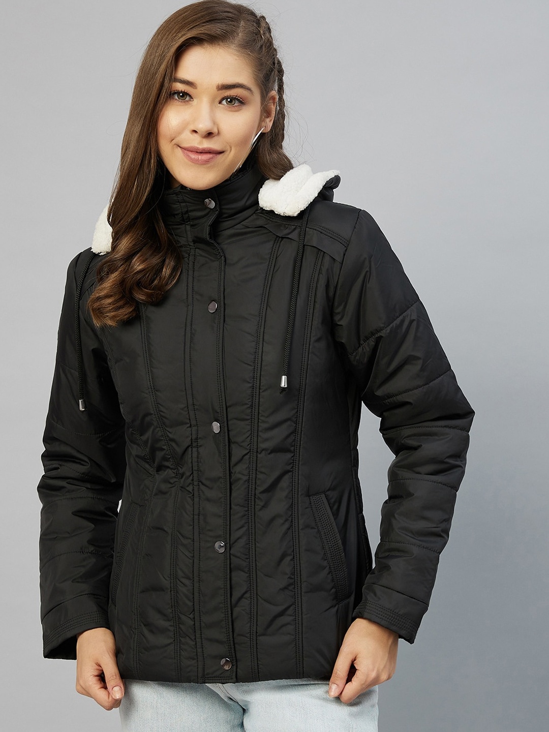 

RARE Women Black White Lightweight Padded Jacket