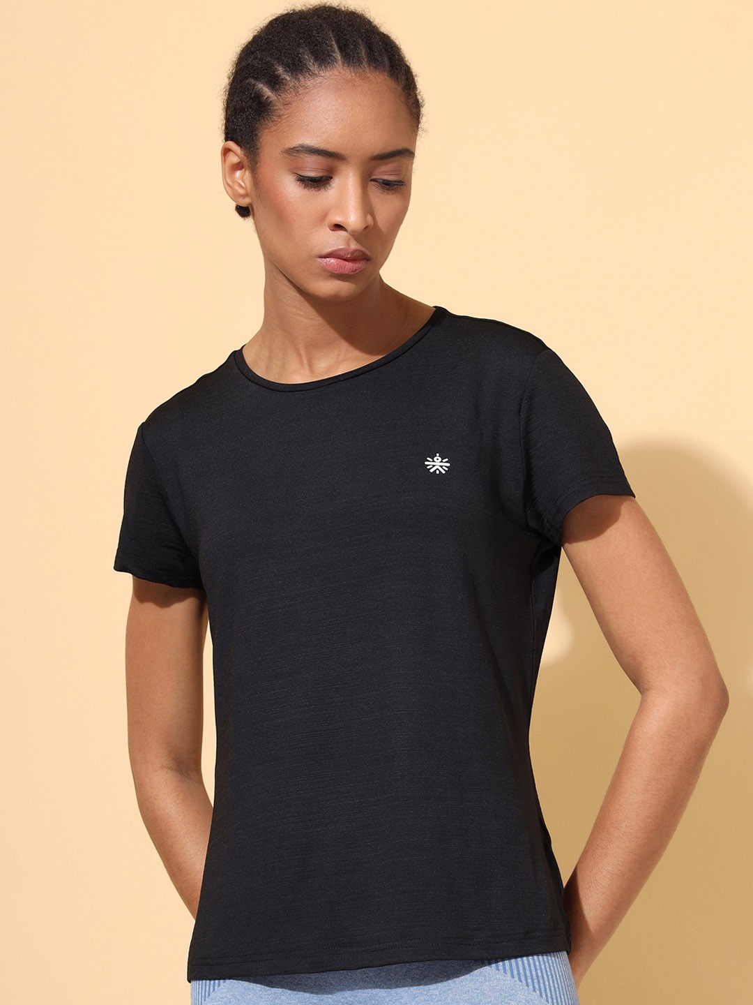 

Cultsport Women Black Vitals Solid Running T-shirt