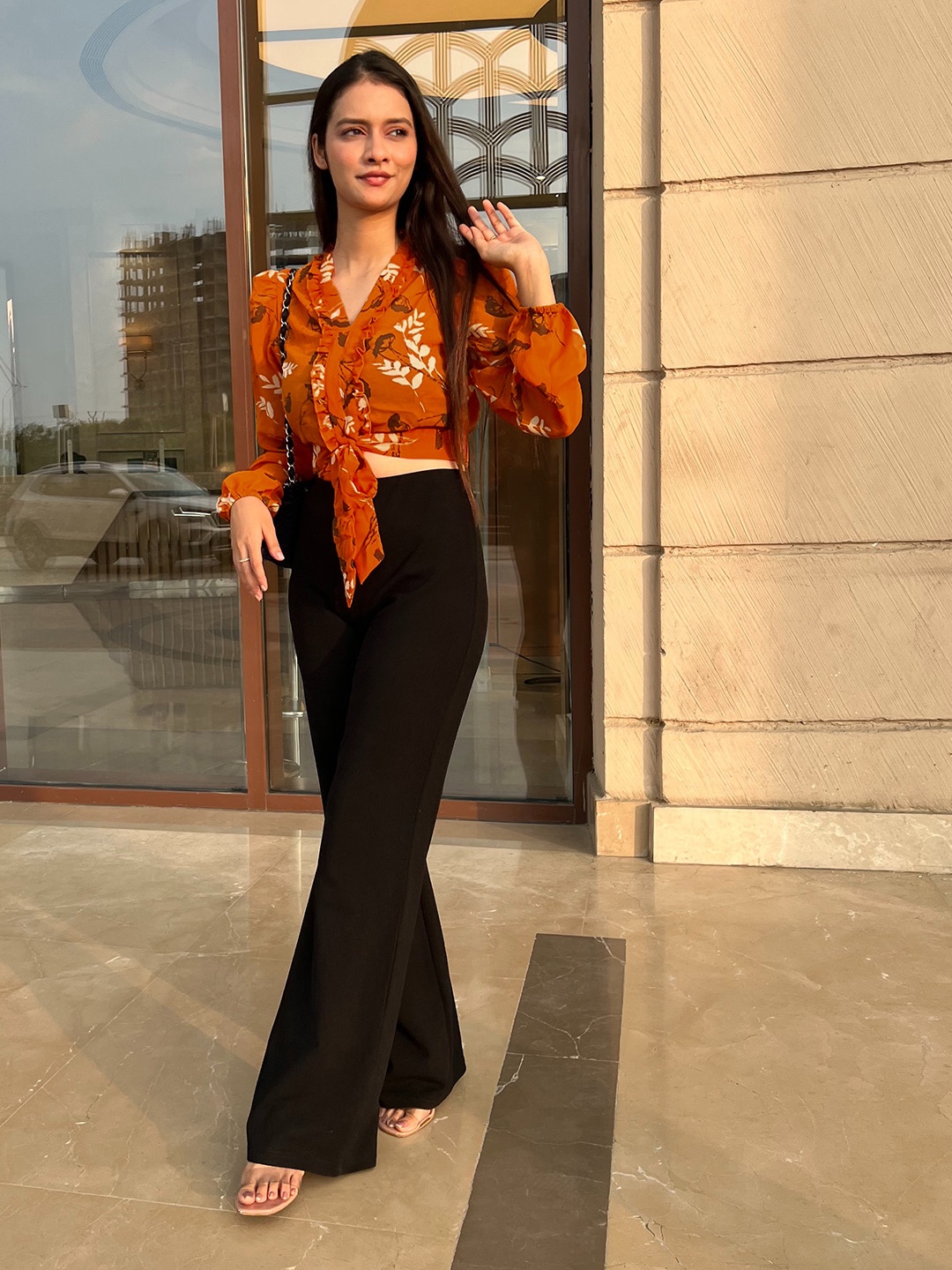 

Tokyo Talkies Floral Crop Top, Orange